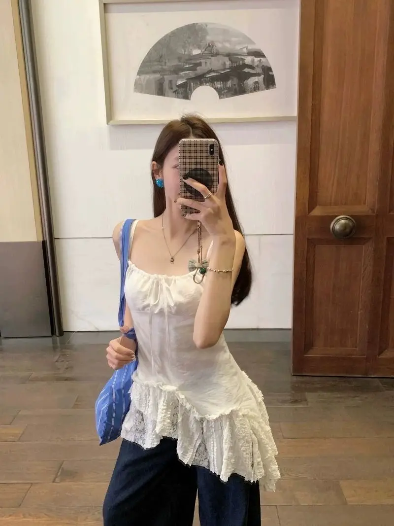 Women Fashionable New Summer Korean Style Layered Lace Camisole Inner Wear Top with Unique and Stunning Design
Women Fashionable New Summer Korean Style Layered Lace Camisole Inner Wear Top with Unique and Stunning Design