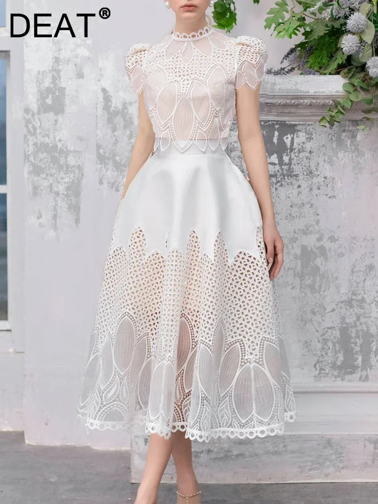 DEAT 2024 Summer Women Two Piece Sets Round Collar Long Sleeve Tops Lace Embroidery Hollow Out Skirts Female Suits New 13DB4649
DEAT 2024 Summer Women Two Piece Sets Round Collar Long Sleeve Tops Lace Embroidery Hollow Out Skirts Female Suits New 13DB4649