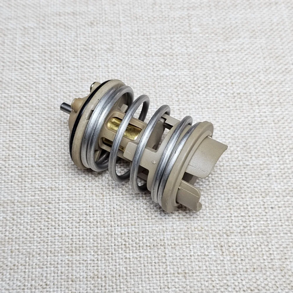 03H121113 Engine Cooling Thermostat For Vw Cc Passat Eos Touareg Skoda Superb Ii 2008-2015 Automobiles Spare Parts
03H121113 Engine Cooling Thermostat For Vw Cc Passat Eos Touareg Skoda Superb Ii 2008-2015 Automobiles Spare Parts