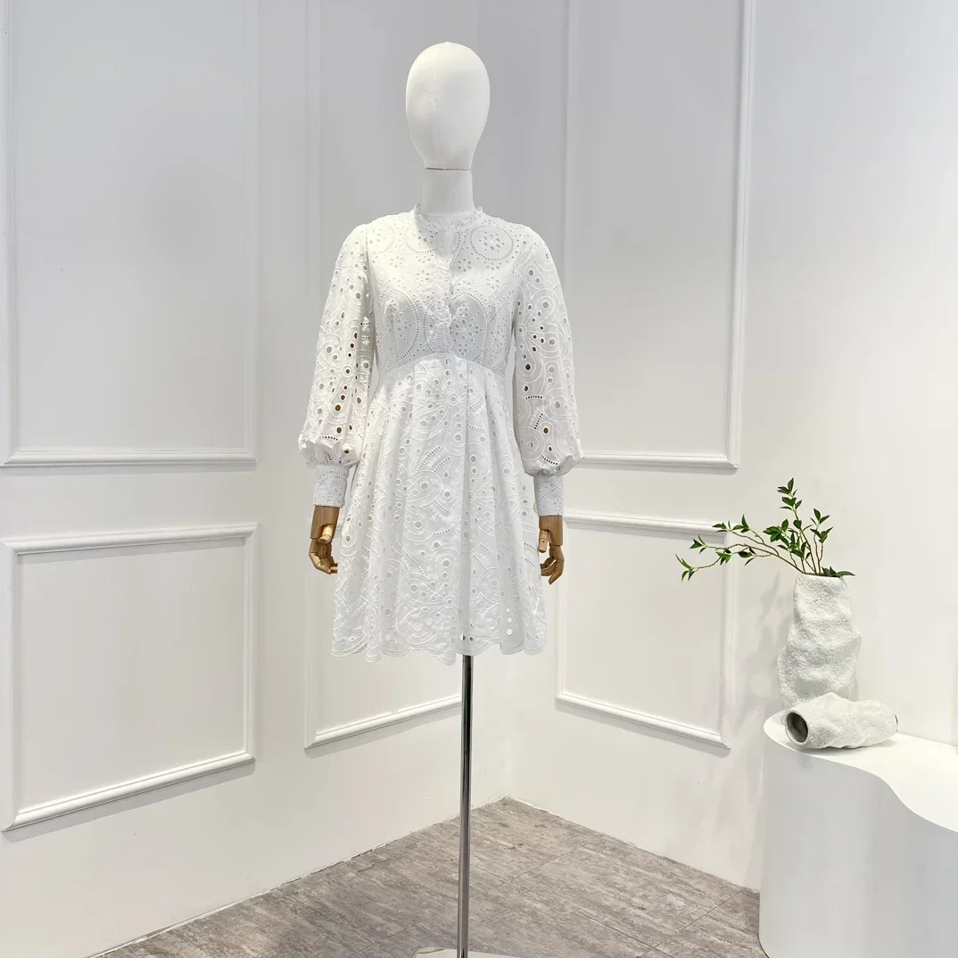 Top Quality White Elegant Embroidery Hollow Out 2024 New Spring Summer High Waist A-line Long Sleeve Pullover Mini Dress
Top Quality White Elegant Embroidery Hollow Out 2024 New Spring Summer High Waist A-line Long Sleeve Pullover Mini Dress