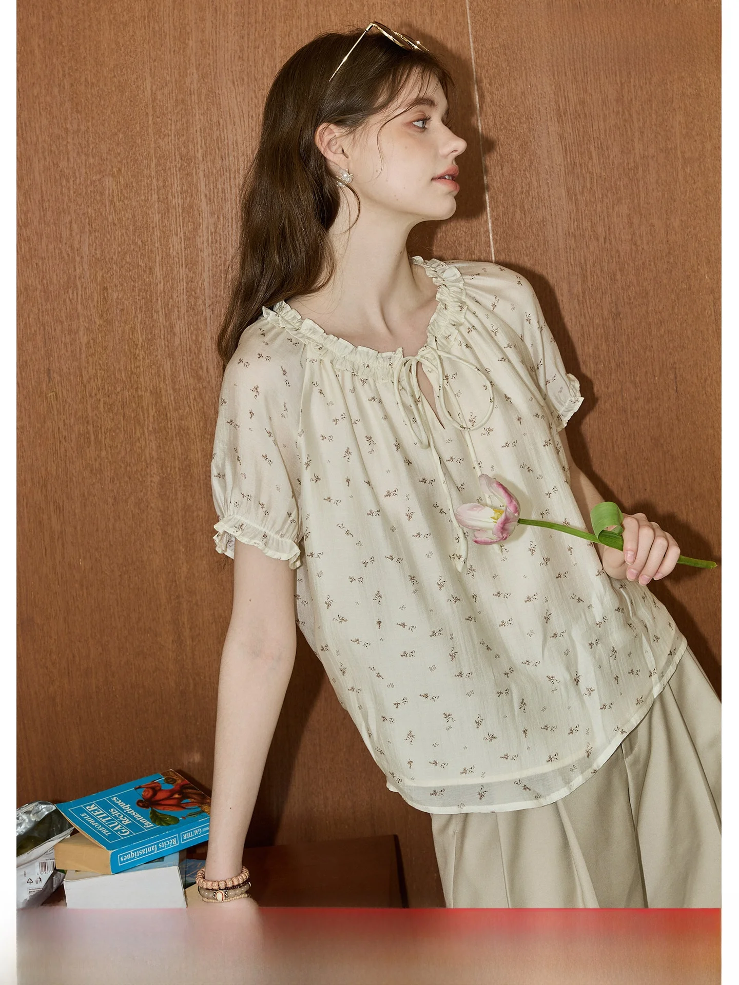 Floral Lace Trim Bow Tie Bubble Sleeve Chiffon Top Loose Youthful Summer Outing Wear KUHNMARVIN Girl's Fashion
Floral Lace Trim Bow Tie Bubble Sleeve Chiffon Top Loose Youthful Summer Outing Wear KUHNMARVIN Girl's Fashion