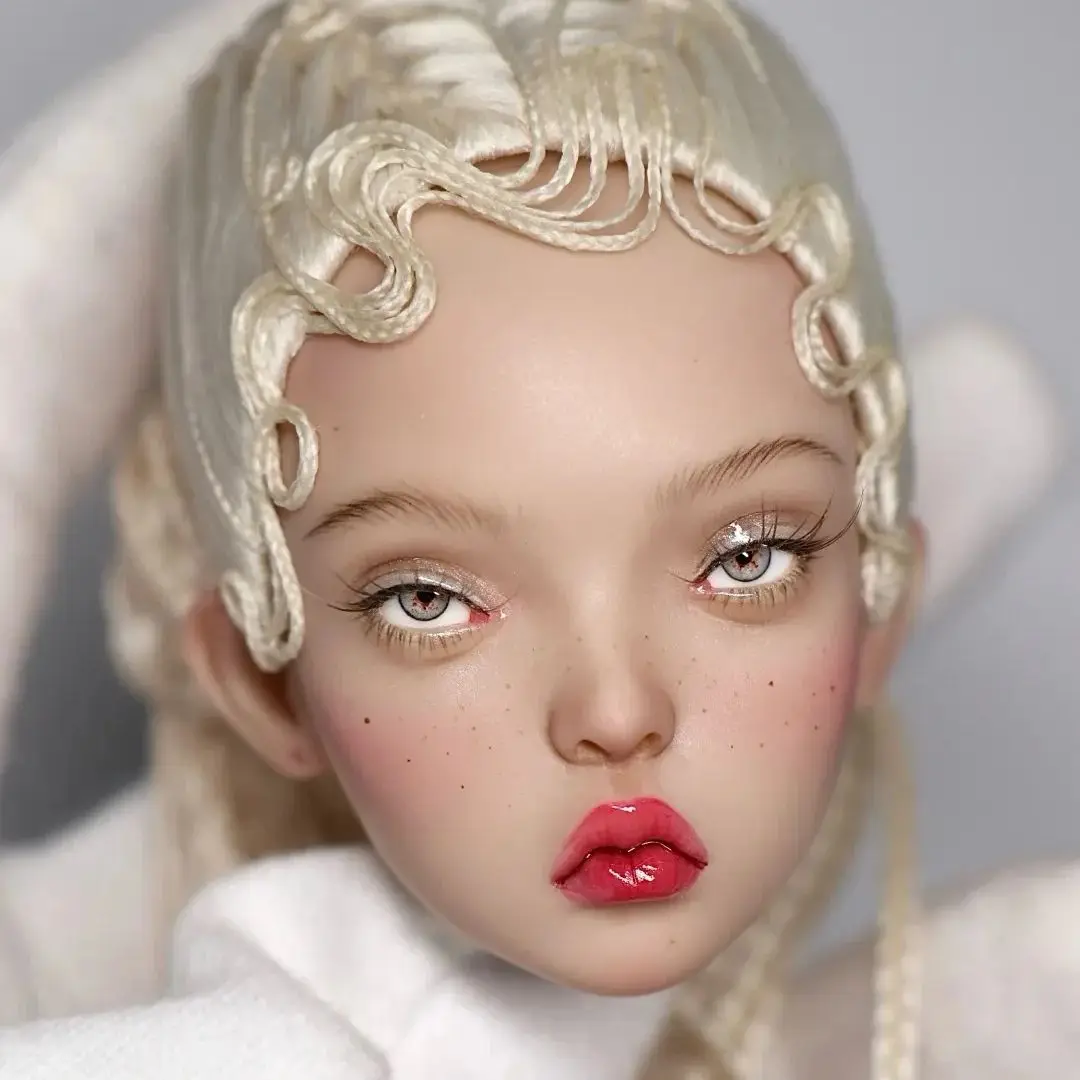 Новая BJD SD 1/4 русская кукла, сестра, городской подарок на день рождения, высокое качество, скульптурная игрушка для девочек, кукла, подарочная модель, телесный точечный макияж
Новая BJD SD 1/4 русская кукла, сестра, городской подарок на день рождения, высокое качество, скульптурная игрушка для девочек, кукла, подарочная модель, телесный точечный макияж