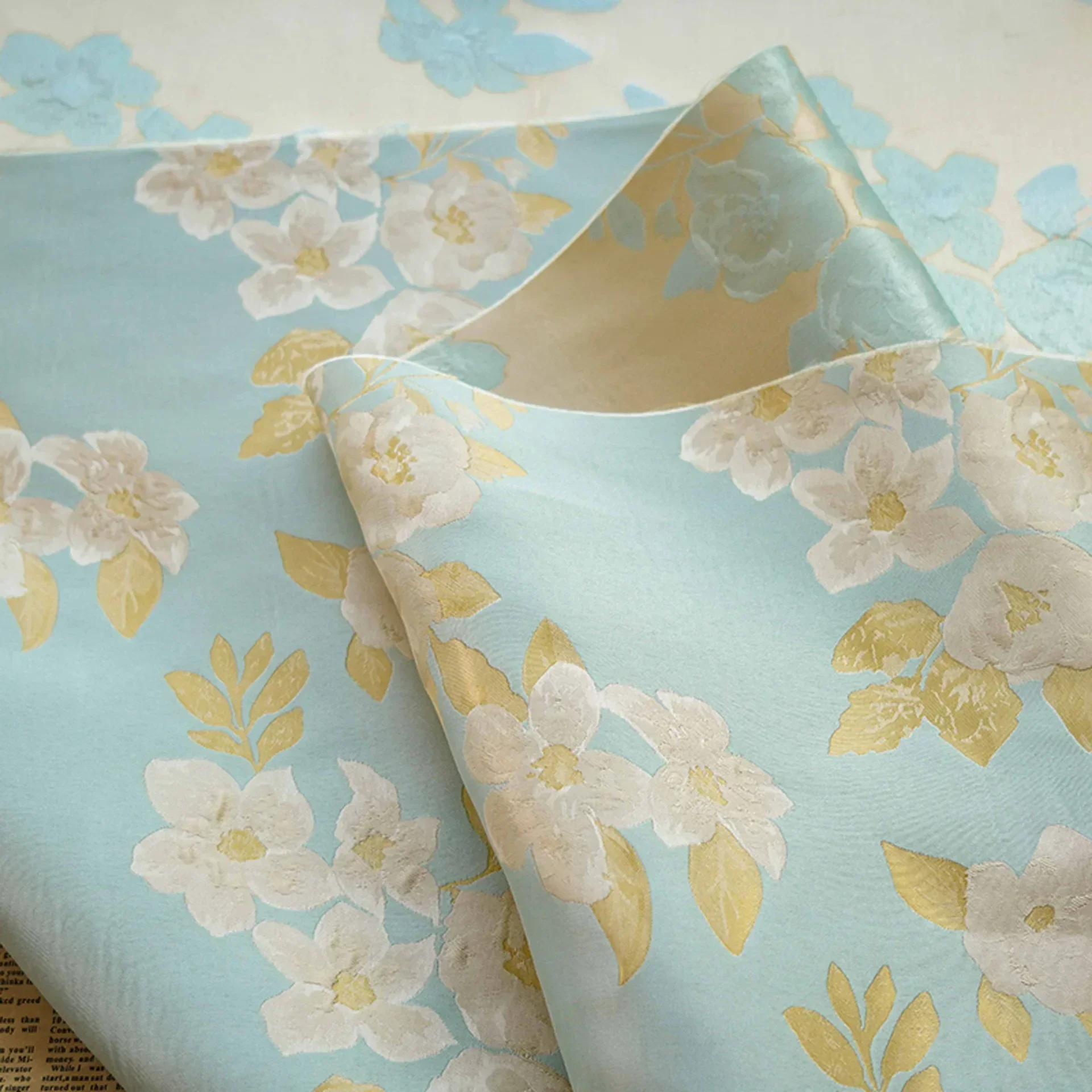 Flower Embossed Jacquard Fabric Elegant Women's Dress Skirt Bag Decorative Sewing Fabric
Flower Embossed Jacquard Fabric Elegant Women's Dress Skirt Bag Decorative Sewing Fabric