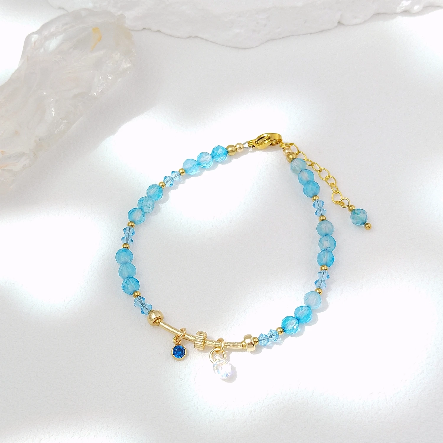 Lii Ji Plating Blue Topaz 4mm 14K Gold Filled Charms Bracelet Handmade Fashion Jewelry For Female
Lii Ji Plating Blue Topaz 4mm 14K Gold Filled Charms Bracelet Handmade Fashion Jewelry For Female