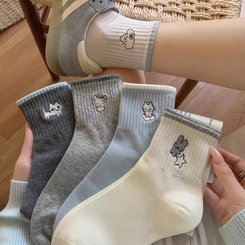 Cartoon Rabbit Embroidery Socks Women Japanese Kawaii Cute Funny Socks Knitted Cotton Breathable School Student Medium Tube Sock
Cartoon Rabbit Embroidery Socks Women Japanese Kawaii Cute Funny Socks Knitted Cotton Breathable School Student Medium Tube Sock