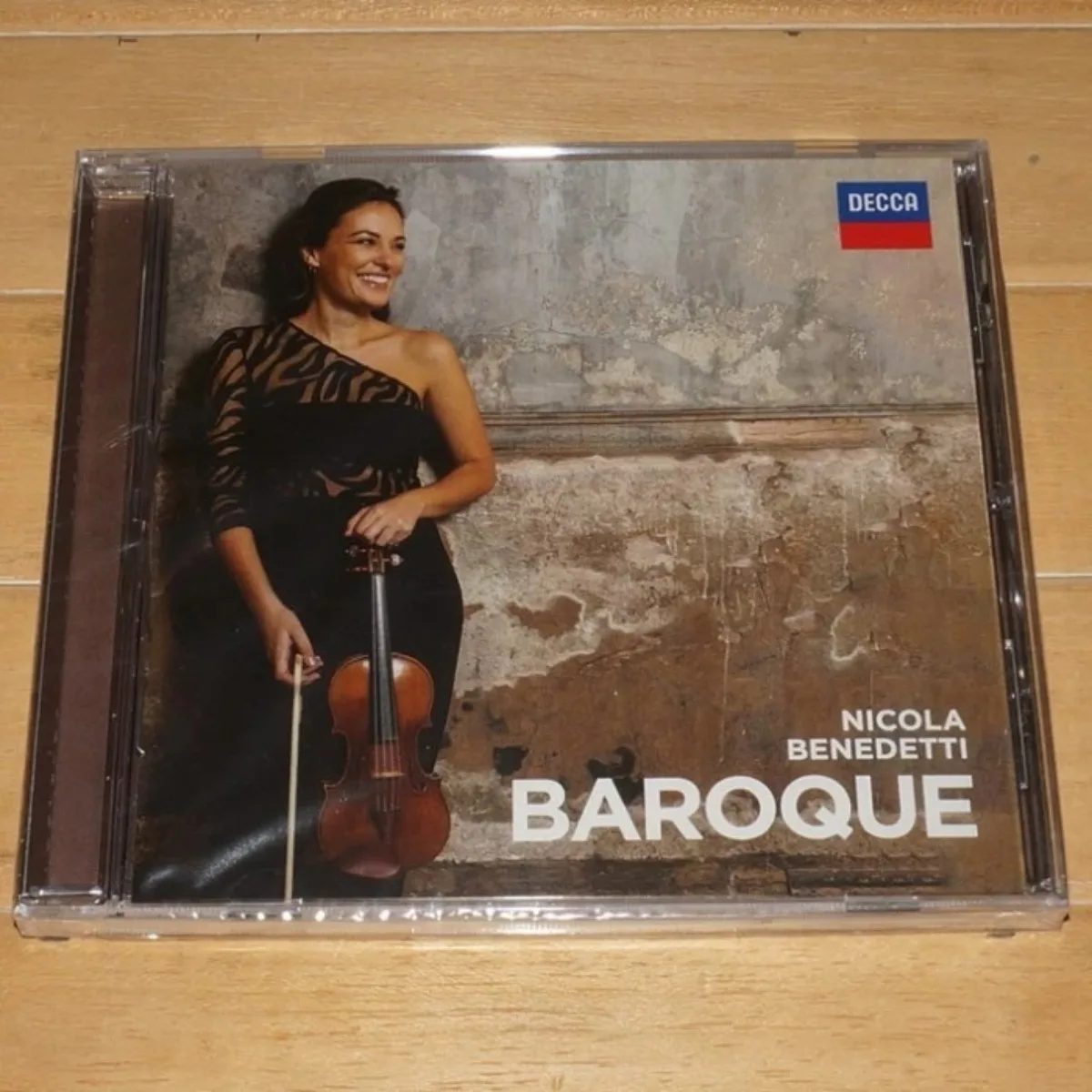 Bernardetti Violin "Beauty of Baroque" Album CD - Corelli & Vivaldi Classical Music Disc for Classical Music Enthusiasts
Bernardetti Violin "Beauty of Baroque" Album CD - Corelli & Vivaldi Classical Music Disc for Classical Music Enthusiasts