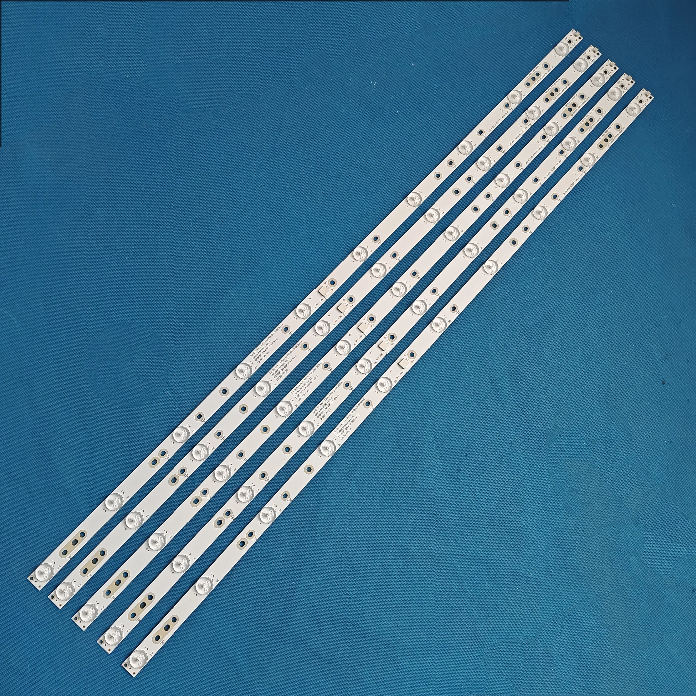 Светодиоды для TH-43LFE8E TH-43LFE8U BDM4350 BDL4330QL LC-43LB371U NS-43DR710CA17 NS-43DR710NA17 NS-43DR620NA18 LBM430P1001-AJ-3S
Светодиоды для TH-43LFE8E TH-43LFE8U BDM4350 BDL4330QL LC-43LB371U NS-43DR710CA17 NS-43DR710NA17 NS-43DR620NA18 LBM430P1001-AJ-3S