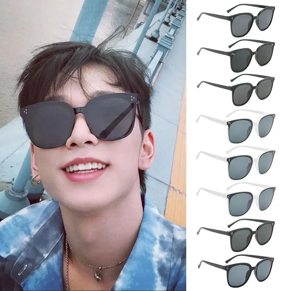 Square Frame Sunglasses Beach Sunshade Stylish Sunglasses Trendy 90s Style Sun Glasses Perfect for Daily and Photography
Square Frame Sunglasses Beach Sunshade Stylish Sunglasses Trendy 90s Style Sun Glasses Perfect for Daily and Photography