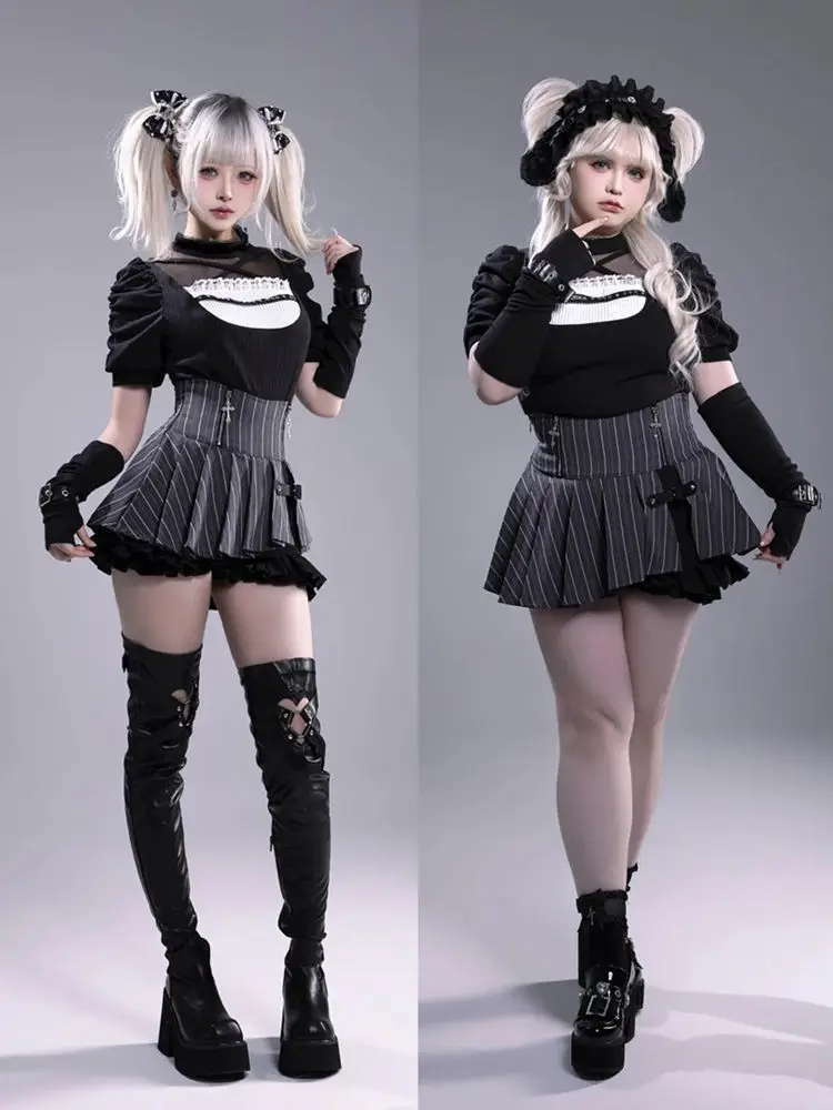 Sweet Dark Style New Patchwork Sets Women Bubble Short-sleeve Top + Metallic Zipper Mini Skirt Suit Goth Grunge Y2k 2-piece Set
Sweet Dark Style New Patchwork Sets Women Bubble Short-sleeve Top + Metallic Zipper Mini Skirt Suit Goth Grunge Y2k 2-piece Set