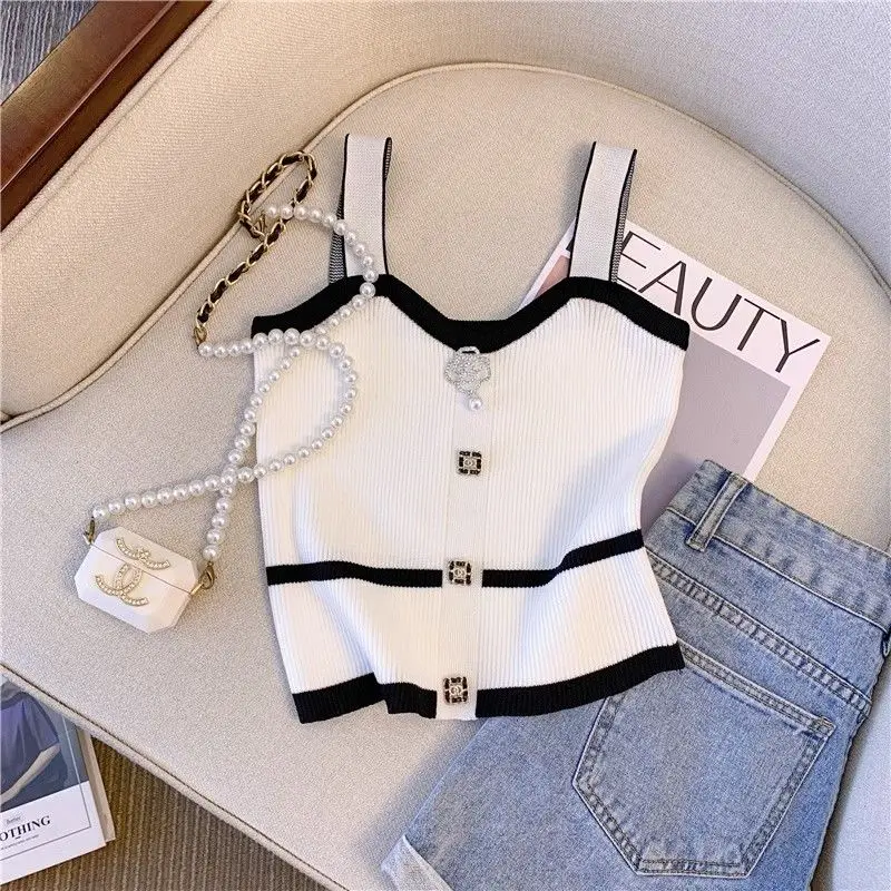White Black Knit Cami Top Sweetheart Neckline Wide Straps Rhinestone Buttons Ribbed Slim Fit French Style for Daily Date Office
White Black Knit Cami Top Sweetheart Neckline Wide Straps Rhinestone Buttons Ribbed Slim Fit French Style for Daily Date Office