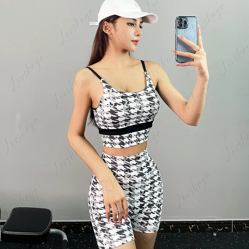 New Nude Yoga Clothes, Thousand Bird Grid Cover Breasts, Fitness Bra, Jumping Exercise, Abdominal Shorts, Can Be Worn Outsid
New Nude Yoga Clothes, Thousand Bird Grid Cover Breasts, Fitness Bra, Jumping Exercise, Abdominal Shorts, Can Be Worn Outsid
