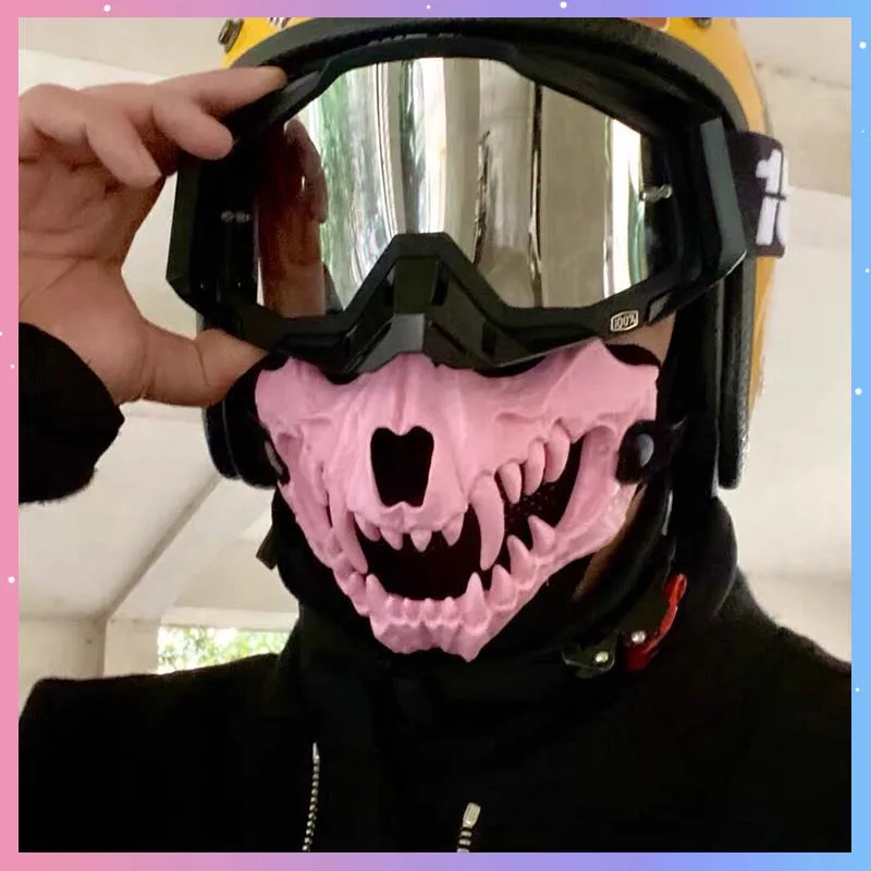 Fangs Mask Tactical Half-Face Mask Double Layer Steel Mesh Breathable Protective Mask For Airsoft Paintball Outdoor Hunting COS
Fangs Mask Tactical Half-Face Mask Double Layer Steel Mesh Breathable Protective Mask For Airsoft Paintball Outdoor Hunting COS