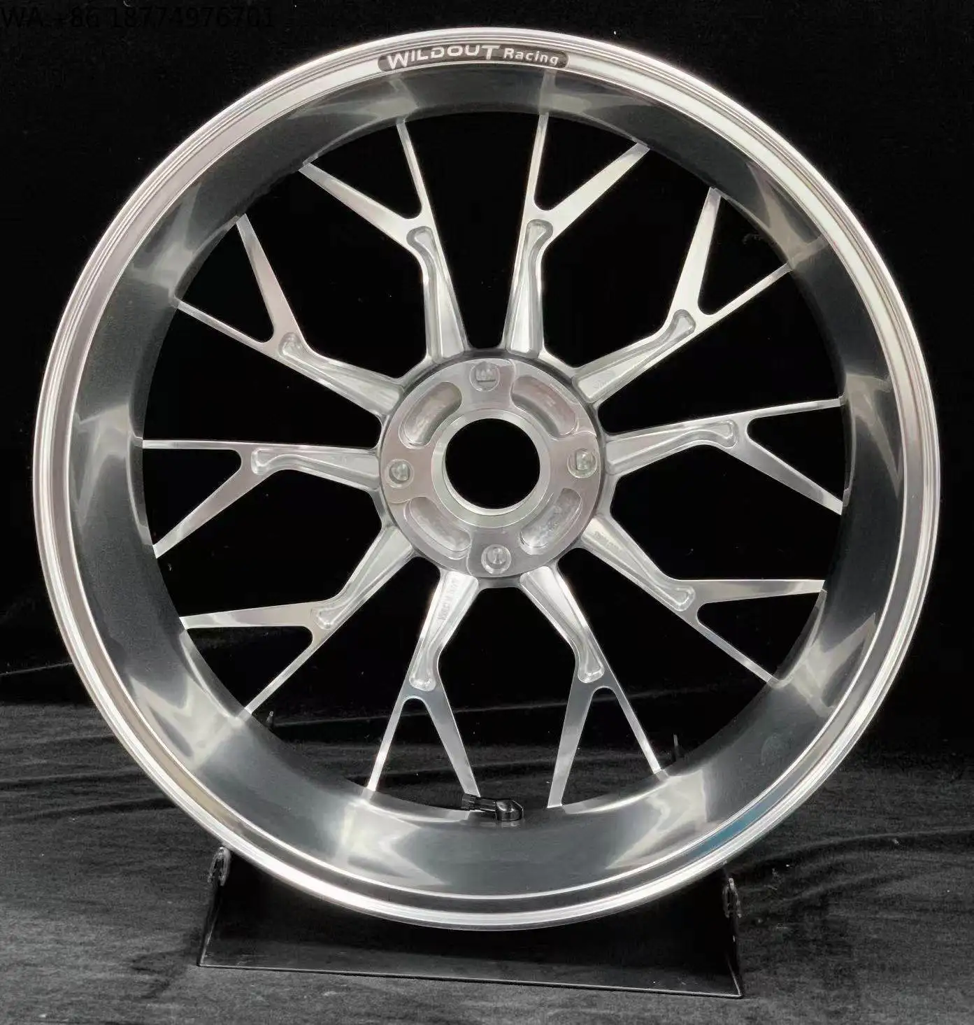 Suitable for Ducati V4 V4S V4R 2018-2025 Forged Aluminum Alloy Wheel Hubs - CNC Racing Performance Lightweight Wheels Rims
Suitable for Ducati V4 V4S V4R 2018-2025 Forged Aluminum Alloy Wheel Hubs - CNC Racing Performance Lightweight Wheels Rims