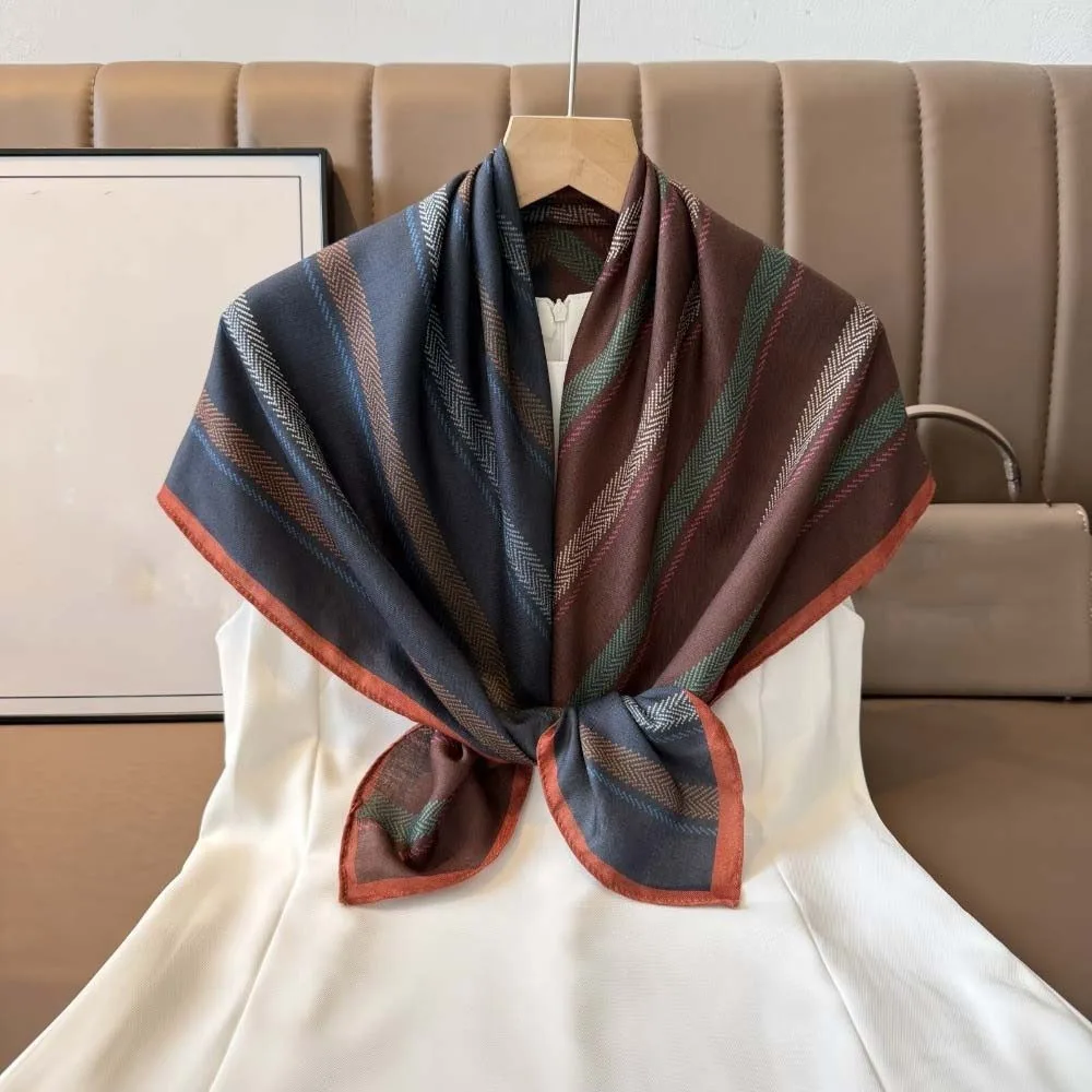 Breathable Mom Square Headscarf Sunscreen Lightweight Double-sided Printed Silk Scarf Hair Band Headband
Breathable Mom Square Headscarf Sunscreen Lightweight Double-sided Printed Silk Scarf Hair Band Headband