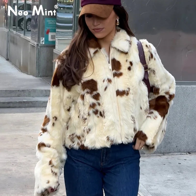 Neo Mint Chic Street Girls Cow Print Fur Coat Women 2025 Winter New Brand Fashion Warm Faux Fur Jacket Autumn Iconic Streetwear
Neo Mint Chic Street Girls Cow Print Fur Coat Women 2025 Winter New Brand Fashion Warm Faux Fur Jacket Autumn Iconic Streetwear