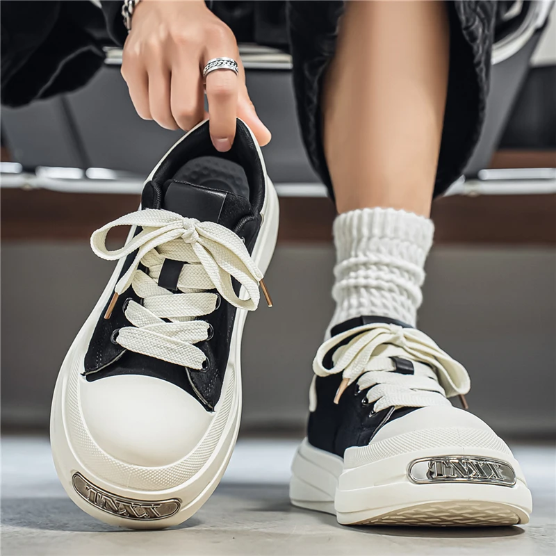 Casual Canvas Men's Shoes 2026 Summer New Style Thick Bottom Heightening Black Large Head Board Shoes Breathable Low Top
Casual Canvas Men's Shoes 2026 Summer New Style Thick Bottom Heightening Black Large Head Board Shoes Breathable Low Top