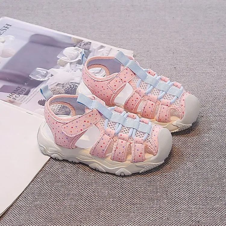 2026 New Kids Sport Sandals Children's Design Hollow-out Multicolor Sandals Soft Flat Strappy Sandals Girls Cute Beach Shoes
2026 New Kids Sport Sandals Children's Design Hollow-out Multicolor Sandals Soft Flat Strappy Sandals Girls Cute Beach Shoes