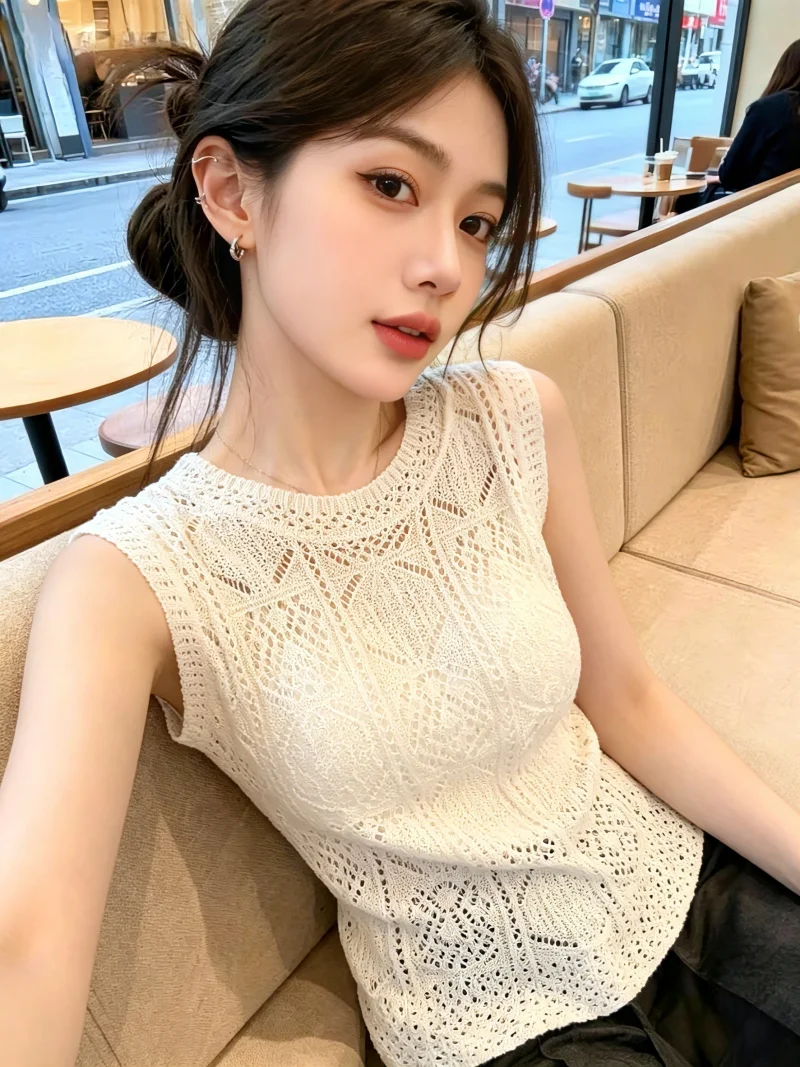 Summer Knitted Hollow out Sleeveless Vest Women's Style Recommendation Set with Halter Vest Layering Korean Version Straight Cut
Summer Knitted Hollow out Sleeveless Vest Women's Style Recommendation Set with Halter Vest Layering Korean Version Straight Cut