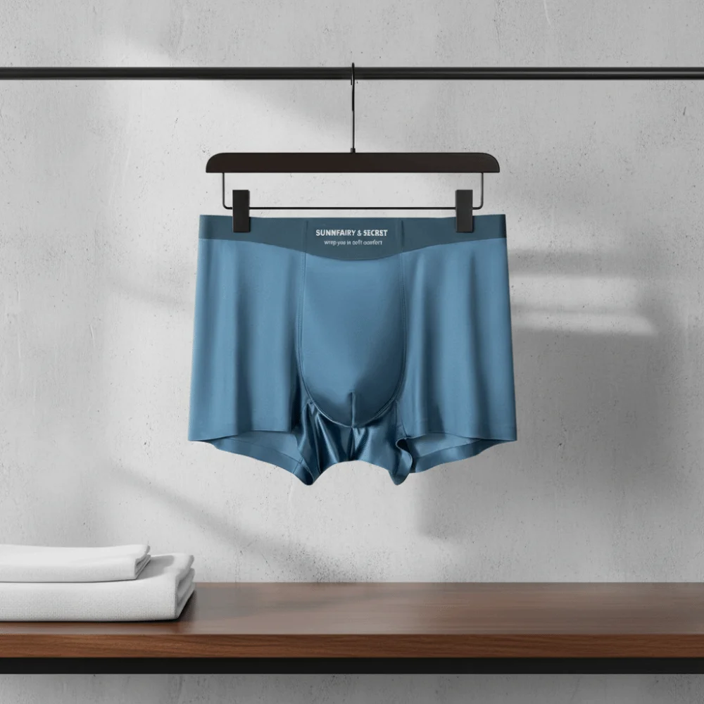 Fashion Thin Satin Silk Boxer Briefs Seamless Mid Waist Ice Silk Boxers Lingerie Underpants Underwear for Men Daily
Fashion Thin Satin Silk Boxer Briefs Seamless Mid Waist Ice Silk Boxers Lingerie Underpants Underwear for Men Daily