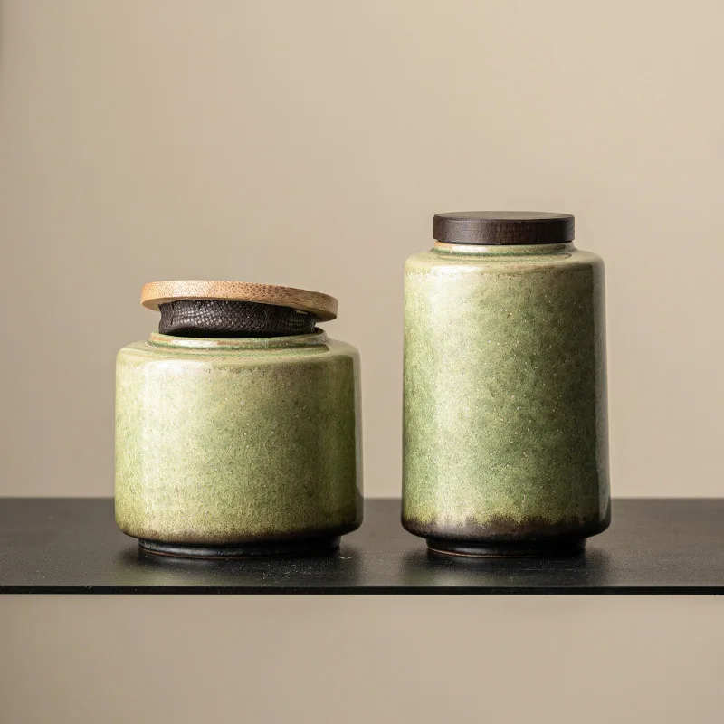 Japanese Home Decor Vintage Ceramic Jar with Lid Tea Coffee Sugar Honey Food Storage Container Moisture-proof Sealed Storage Jar 
Japanese Home Decor Vintage Ceramic Jar with Lid Tea Coffee Sugar Honey Food Storage Container Moisture-proof Sealed Storage Jar