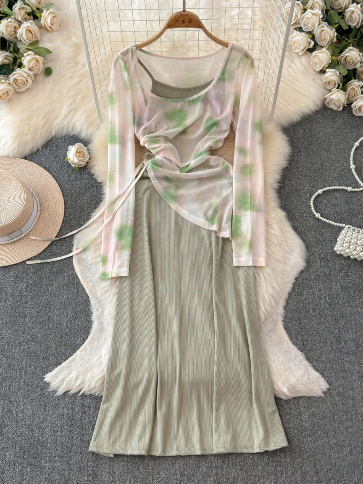 Футболка Ele oulder-baring Me, повседневный женский комплект из двух предметов с принтом, винтажный цветной ремень Dr и юбка на шнурке
Футболка Ele oulder-baring Me, повседневный женский комплект из двух предметов с принтом, винтажный цветной ремень Dr и юбка на шнурке