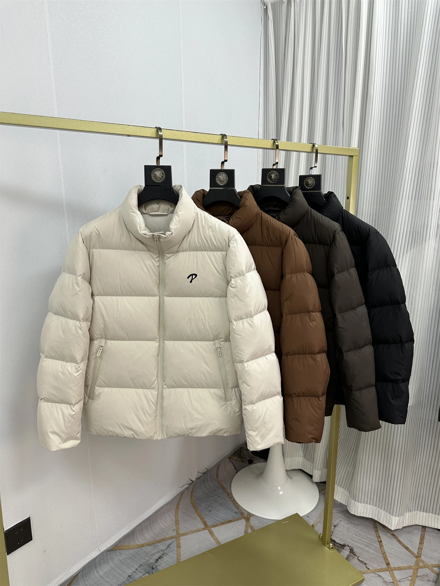 High ammage High Fluffy White Du down Jaet Men's Casual Stand Collar Warmth Bread Sle Coat Long Sve Thiened Zipper
High ammage High Fluffy White Du down Jaet Men's Casual Stand Collar Warmth Bread Sle Coat Long Sve Thiened Zipper