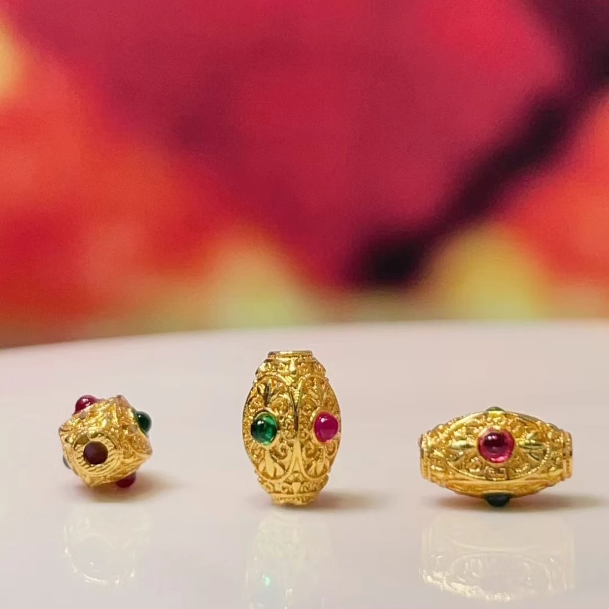 4Pcs DIY Pupa Beads Through-hole Islation Beads For Jewelry Making DIY Necklace Bracelet Earrings Accessory
4Pcs DIY Pupa Beads Through-hole Islation Beads For Jewelry Making DIY Necklace Bracelet Earrings Accessory