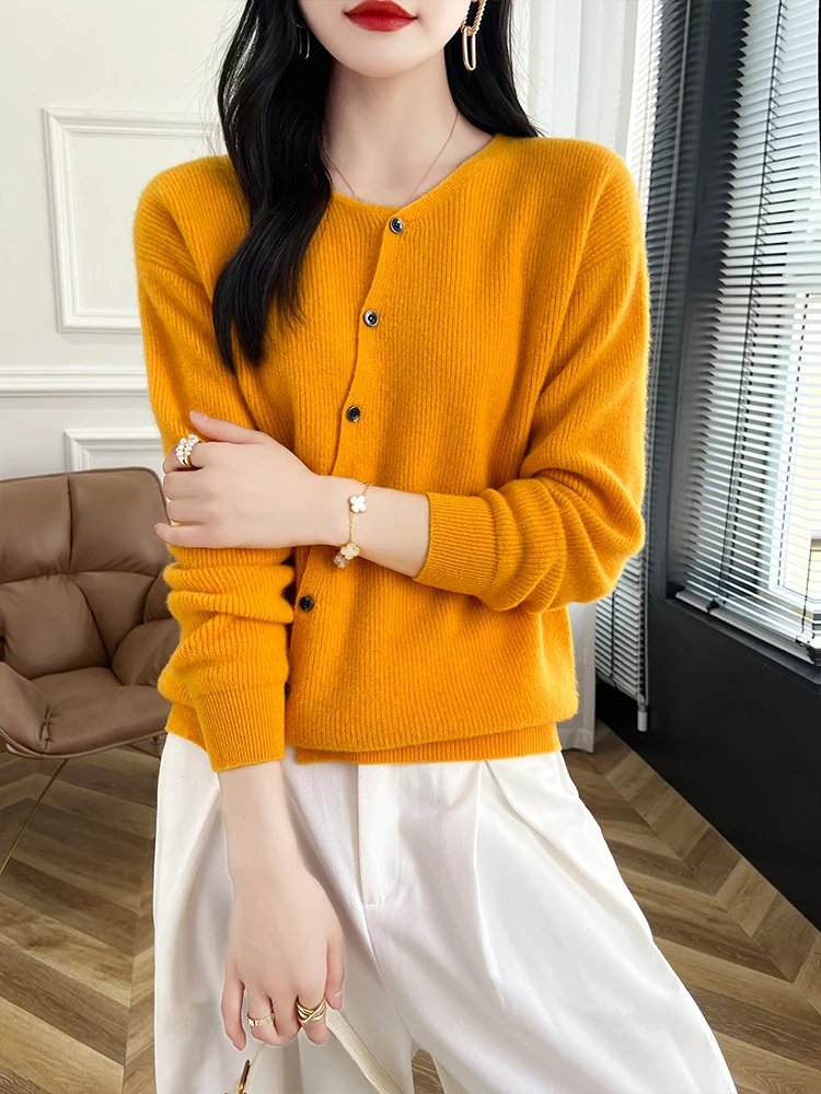 Chic Women O-Neck Cardigan 100% Merino Wool Sweater Oblique Buttons Long Sleeve Knitwear Spring Autumn Solid Basic Top Clothing
Chic Women O-Neck Cardigan 100% Merino Wool Sweater Oblique Buttons Long Sleeve Knitwear Spring Autumn Solid Basic Top Clothing