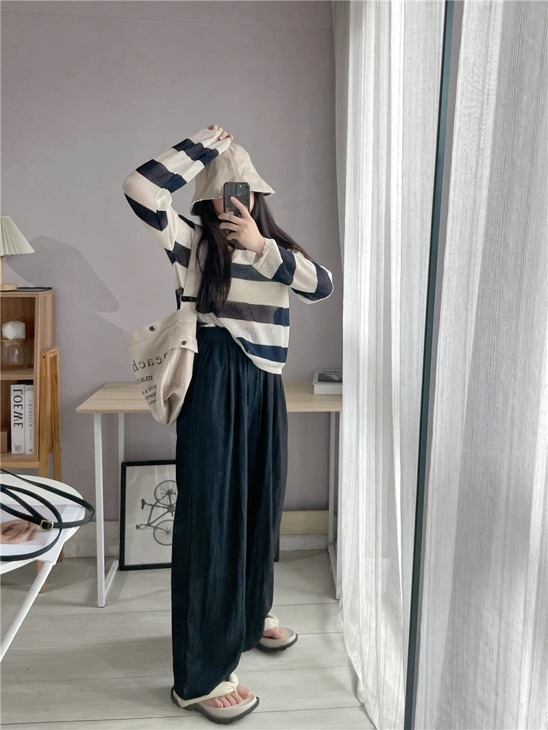 Женский тонкий вязаный топ SA Little Tree 2025 с полосками и вырезами, из конопляной ткани, для защиты от солнца, ранняя осень
Женский тонкий вязаный топ SA Little Tree 2025 с полосками и вырезами, из конопляной ткани, для защиты от солнца, ранняя осень