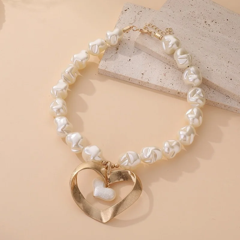 Trendy Irregular Pearl Necklace, Gold Open Heart Pendant Choker, Elegant Romantic Fashion Jewelry
Trendy Irregular Pearl Necklace, Gold Open Heart Pendant Choker, Elegant Romantic Fashion Jewelry