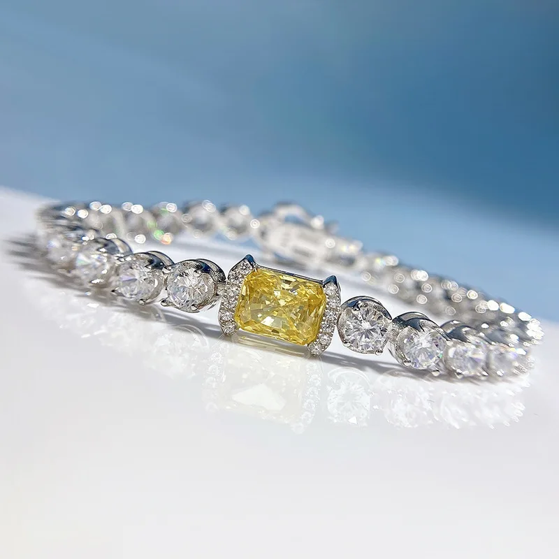 Luxury 18K Solid Platinum PT950 certifid flower cut 6*8 yellow diamond inlaid group diamond elegant and exquisite jewelry gift
Luxury 18K Solid Platinum PT950 certifid flower cut 6*8 yellow diamond inlaid group diamond elegant and exquisite jewelry gift