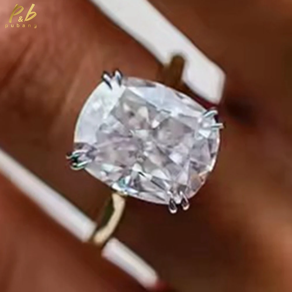 PuBang Sparkling 3EX VVS1 D Color 4 CT Moissanite Crushed Ice Cushion Cut 2Mm Solitaire Band 18K Yellow Gold Setting for Woman
PuBang Sparkling 3EX VVS1 D Color 4 CT Moissanite Crushed Ice Cushion Cut 2Mm Solitaire Band 18K Yellow Gold Setting for Woman