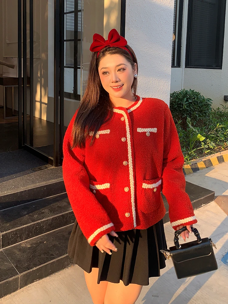 Красное пальто из овечьей шерсти больших размеров для женщин, модное ретро-пальто на пуговицах, с высокой талией, длинными рукавами, утепленное, зимняя верхняя одежда
Красное пальто из овечьей шерсти больших размеров для женщин, модное ретро-пальто на пуговицах, с высокой талией, длинными рукавами, утепленное, зимняя верхняя одежда