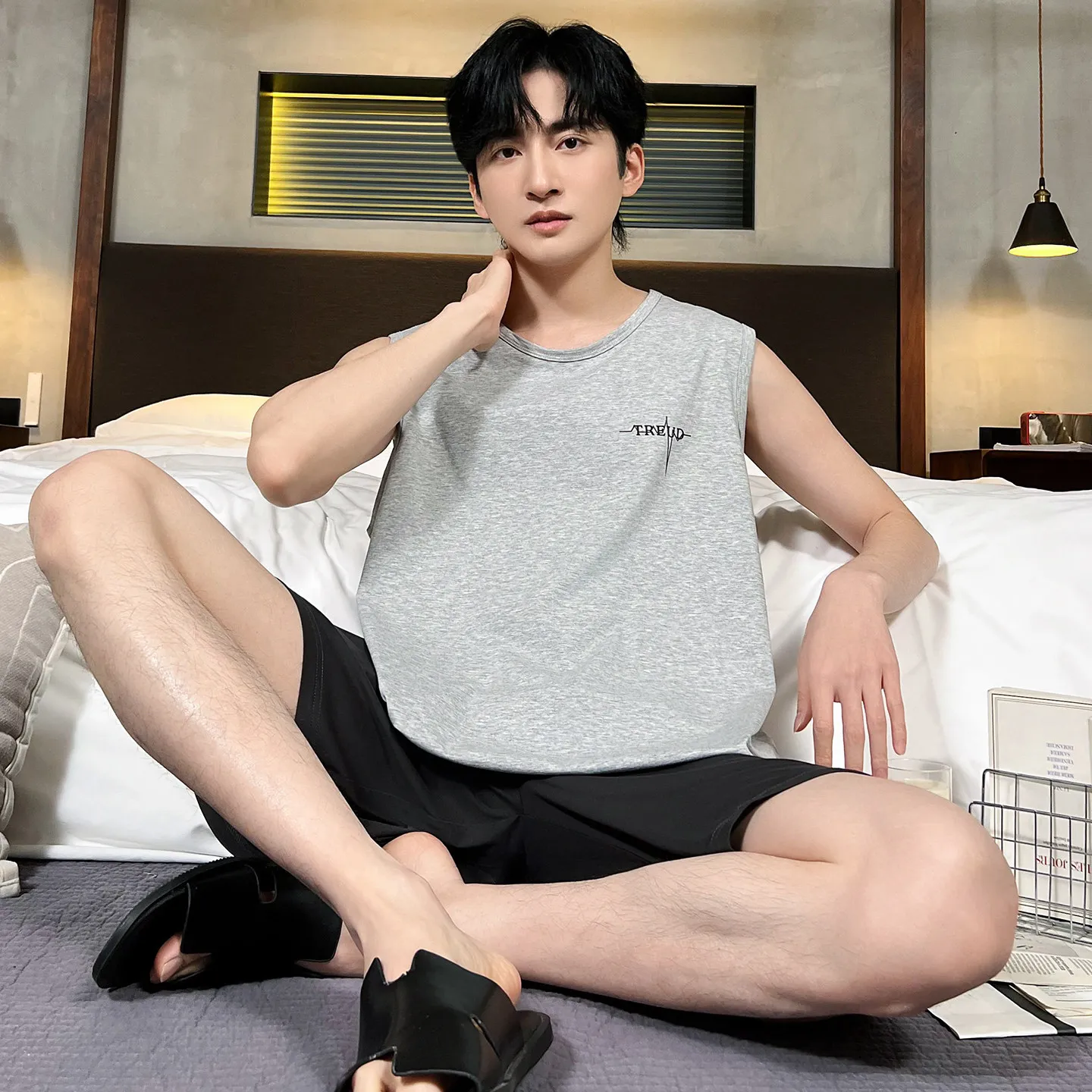 Men's Lightweight Modal Sleep Set Tank Top Shorts Summer Cool Breathable Comfort Loose Fit Plus Size Loungewear Hombre Pijamas
Men's Lightweight Modal Sleep Set Tank Top Shorts Summer Cool Breathable Comfort Loose Fit Plus Size Loungewear Hombre Pijamas