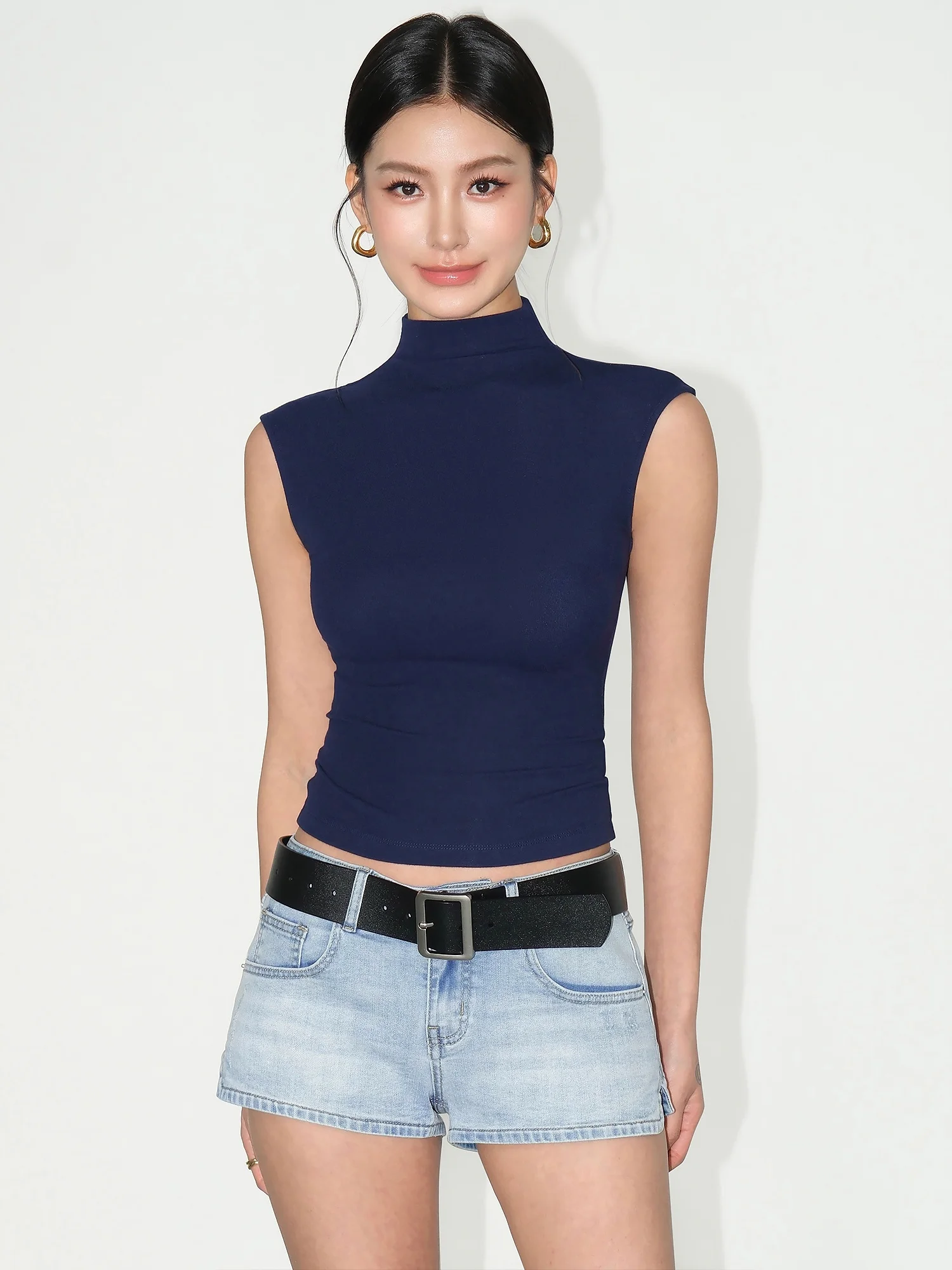 NEVA HU Women's Slim Fit Knitted T-irt f High Collar ort Sve Casual Sle Elastic Bandage Summer Top without Sve
NEVA HU Women's Slim Fit Knitted T-irt f High Collar ort Sve Casual Sle Elastic Bandage Summer Top without Sve
