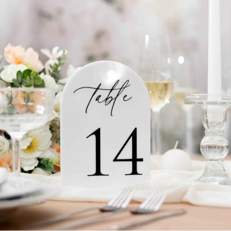 Номеры свадебного стола с подставками, акриловые держатели для номеров стола, идеально подходящие для свадебных приемов, вечеринок, юбилеев, мероприятий
Номеры свадебного стола с подставками, акриловые держатели для номеров стола, идеально подходящие для свадебных приемов, вечеринок, юбилеев, мероприятий