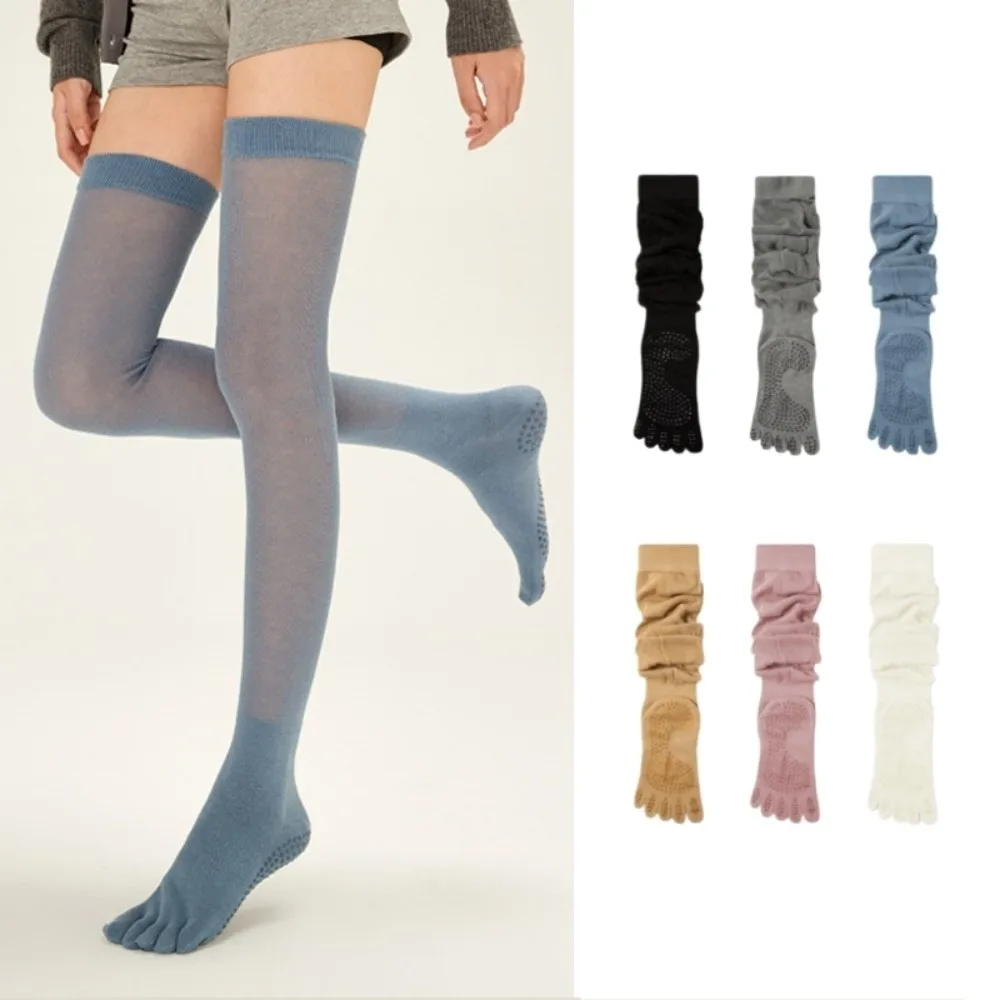 Comfortable Cotton Five Finger Yoga Socks Non-Slip Split Toe Grips Pilates Socks Breathable Loose Socks Ladies
Comfortable Cotton Five Finger Yoga Socks Non-Slip Split Toe Grips Pilates Socks Breathable Loose Socks Ladies