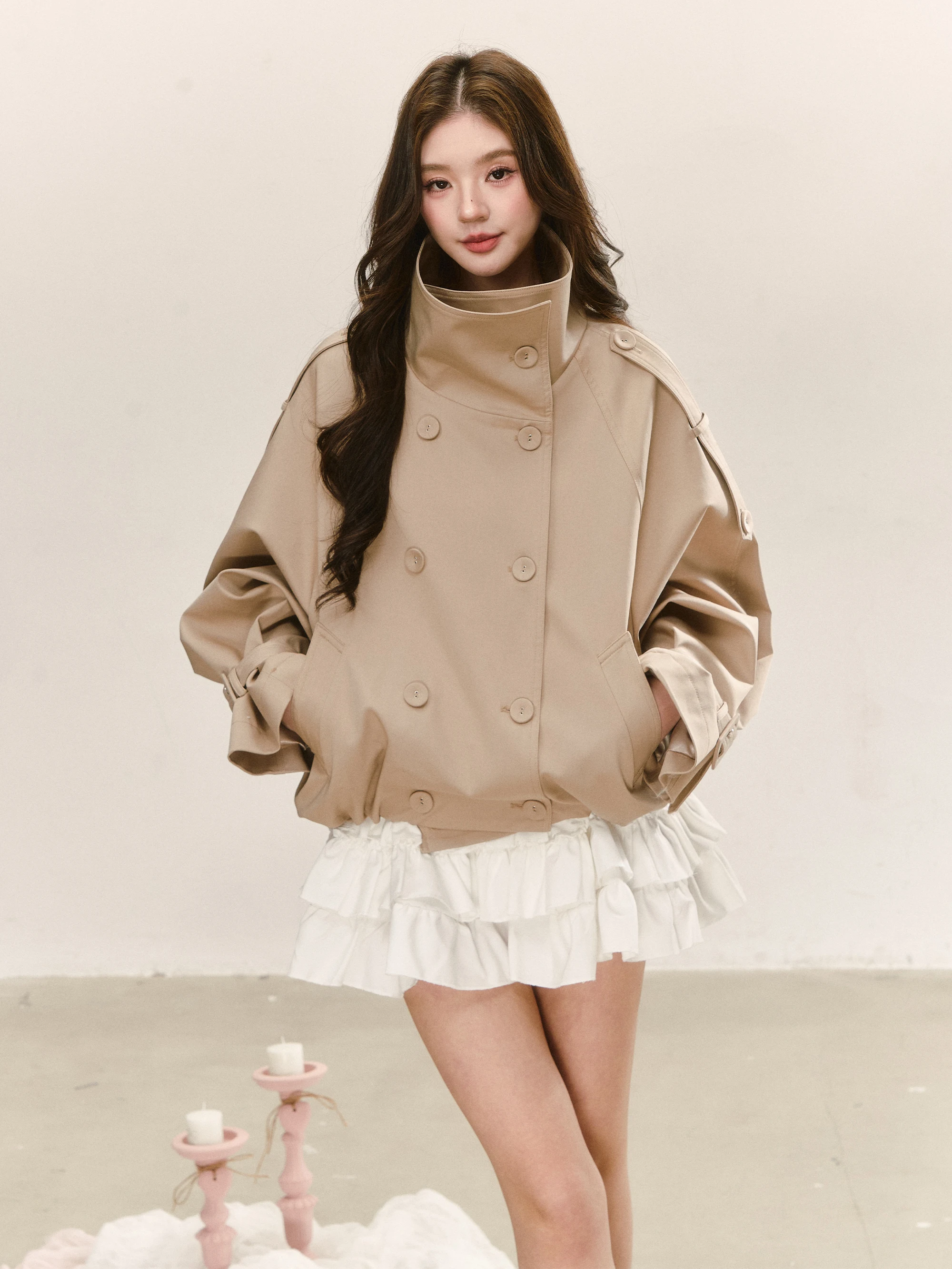 Lennea Vintage ort Loose Women's Jaet Long Sve Stand Collar Double Button Design Casual Outerwear Spring Faion
Lennea Vintage ort Loose Women's Jaet Long Sve Stand Collar Double Button Design Casual Outerwear Spring Faion