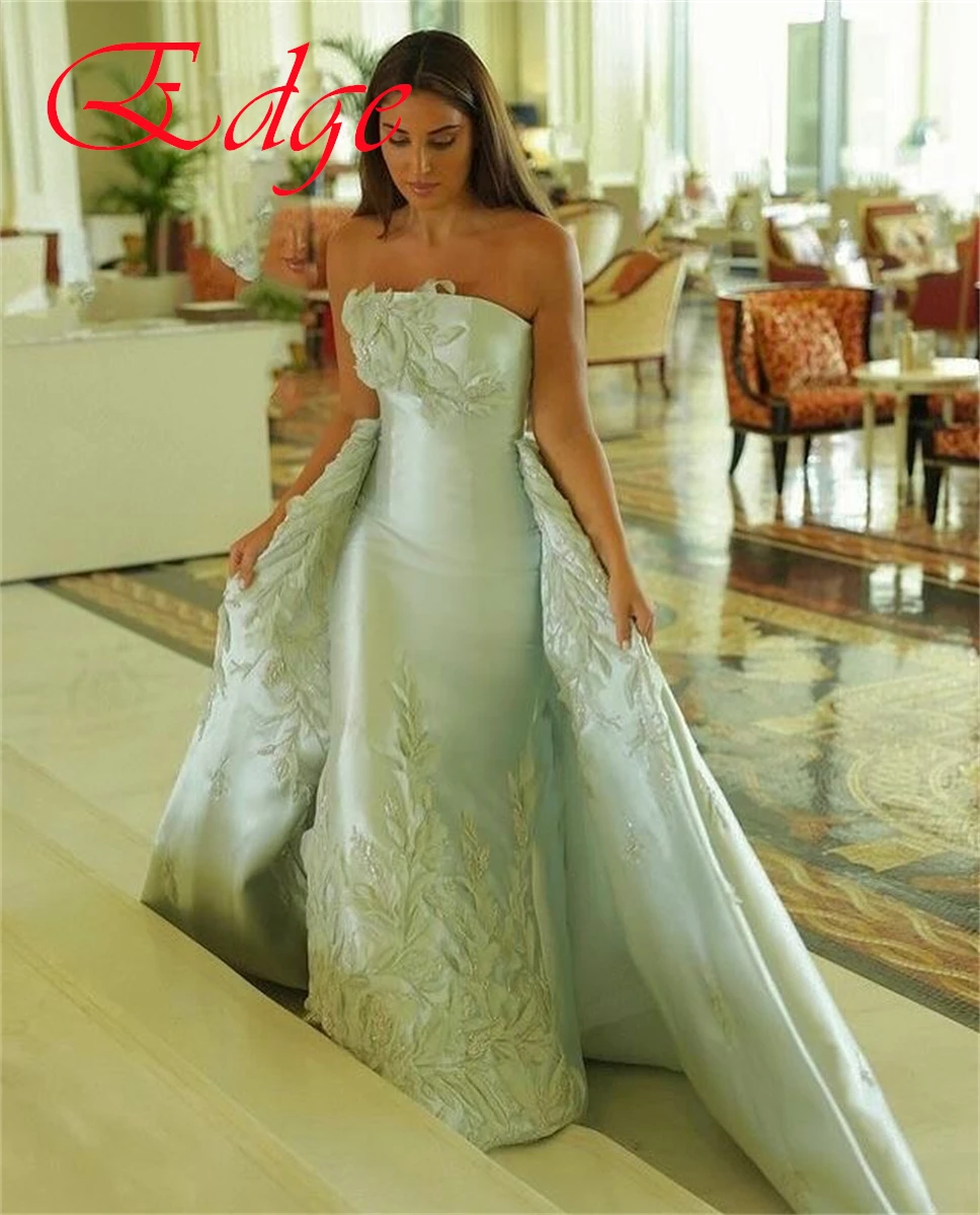Customized High Quality Green Satin Evening Dress Delicate Strapless Sleeveless Prom Dress Elegant Appliques Party Dress
Customized High Quality Green Satin Evening Dress Delicate Strapless Sleeveless Prom Dress Elegant Appliques Party Dress