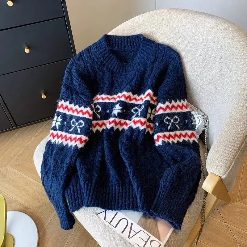 2025 Autumn and Winter Fashion Series New Women's Christmas Fair Island Knitted Hoodie Printed Color Blocked Thick Warm Sweater
2025 Autumn and Winter Fashion Series New Women's Christmas Fair Island Knitted Hoodie Printed Color Blocked Thick Warm Sweater