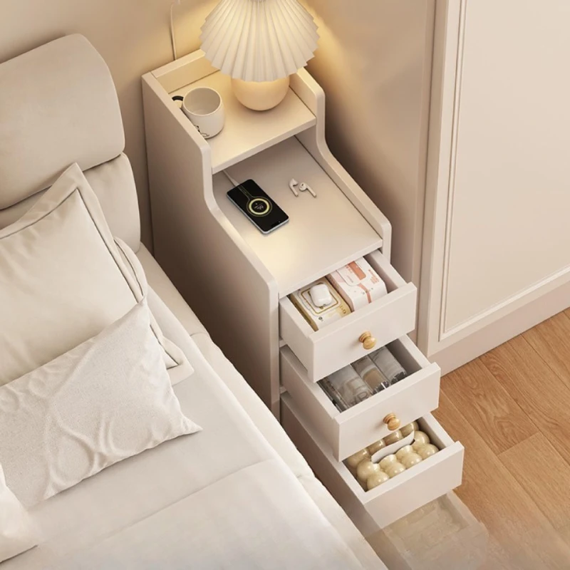 Bedside table, small storage and storage, integrated bedroom, very narrow crack by the bedside, small cabinet, simple mini rack.
Bedside table, small storage and storage, integrated bedroom, very narrow crack by the bedside, small cabinet, simple mini rack.