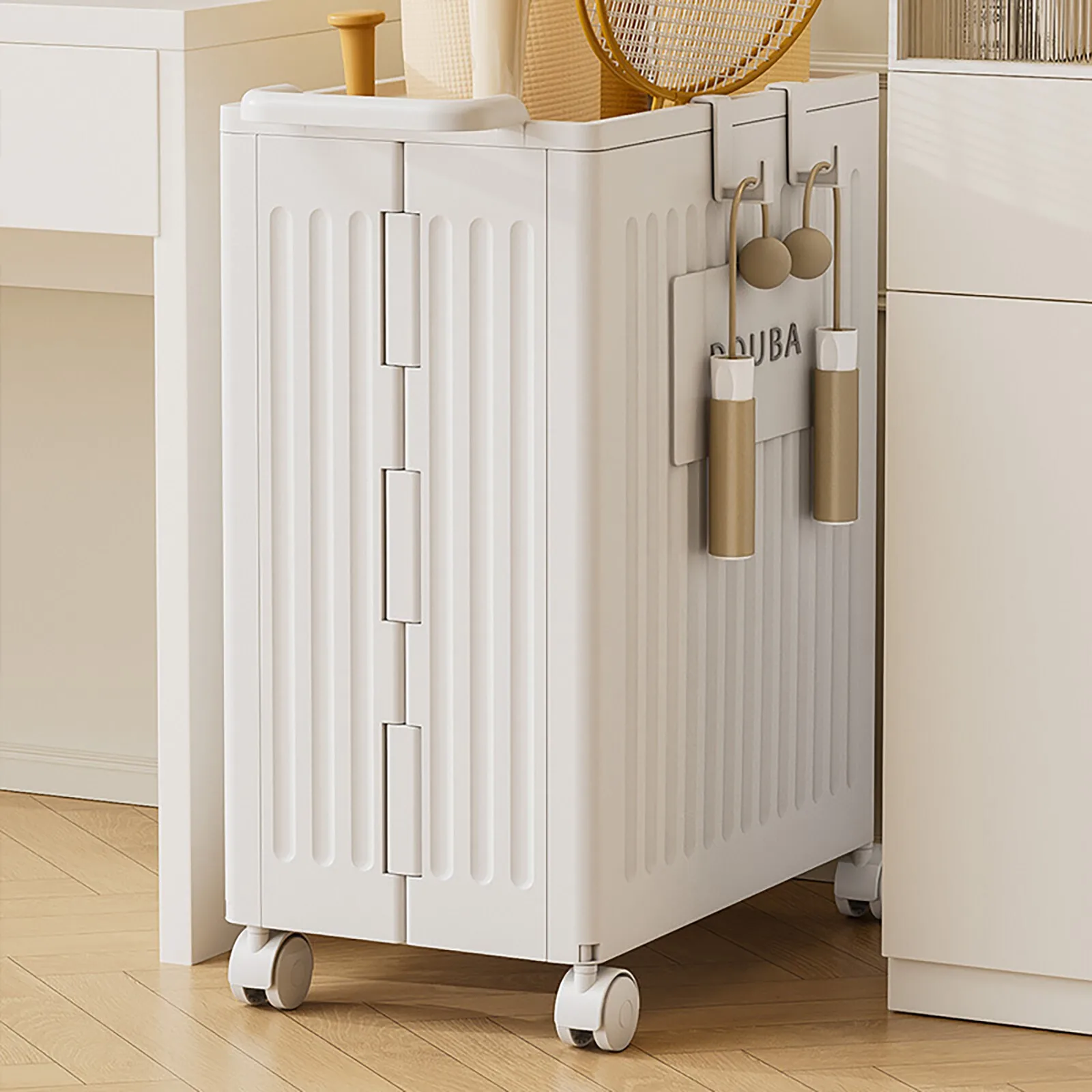 White PP Foldable Rectangular Storage Box Movable Collapsible Storage Organizer With Lid Universal Wheels
White PP Foldable Rectangular Storage Box Movable Collapsible Storage Organizer With Lid Universal Wheels