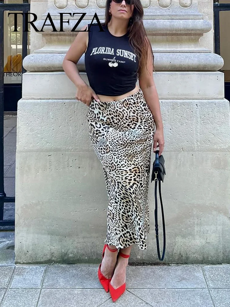 TRAFZA 2024 New Woman Leopard Print Skirt High Waist A-Line Slim Midi Skirts Female Vintage Chic Causal Wild Women's Skirt TRAF
TRAFZA 2024 New Woman Leopard Print Skirt High Waist A-Line Slim Midi Skirts Female Vintage Chic Causal Wild Women's Skirt TRAF