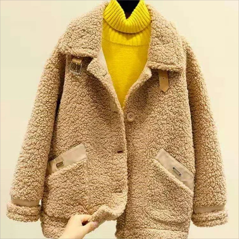 Winter thickened Warm jacket coat Women's casual Fashion faux fur coat Fluffy comfortable loose women's coat
Winter thickened Warm jacket coat Women's casual Fashion faux fur coat Fluffy comfortable loose women's coat