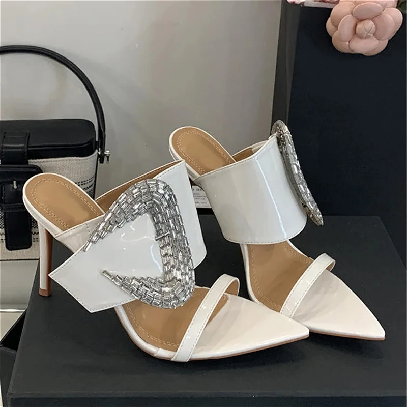 Designer Brand High Heels Slides Women Rhinestone Buckle Sexy Pointed Toe Mules Slippers Luxury Party Dress Shoes Ladies Sandals
Designer Brand High Heels Slides Women Rhinestone Buckle Sexy Pointed Toe Mules Slippers Luxury Party Dress Shoes Ladies Sandals