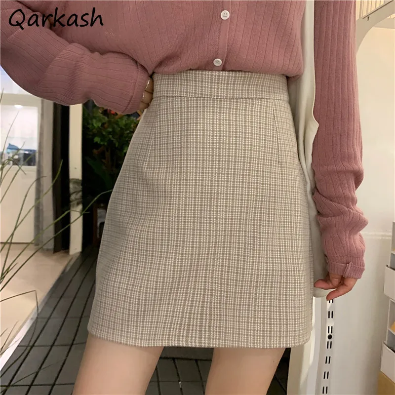 Plaid Skirts Women French Style Loose All-match Streetwear Simple A-line Vintage New Autumn High Waist Fashion Elegant Chic
Plaid Skirts Women French Style Loose All-match Streetwear Simple A-line Vintage New Autumn High Waist Fashion Elegant Chic