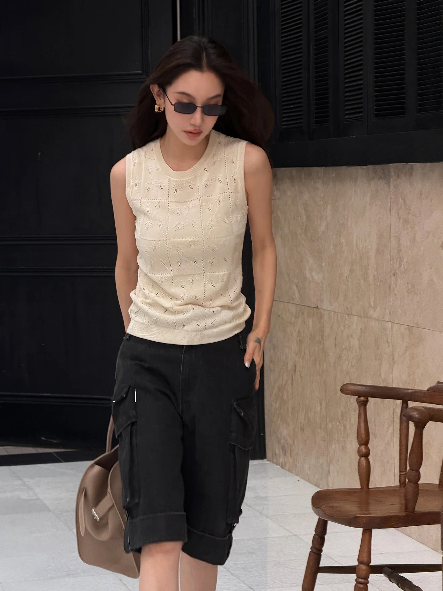 LiHuiEr Coast Thin Denim Shorts Five-Point Pants Women Summer Casual High Waist Wide Leg Cotton Breathable Zipper Pocket
LiHuiEr Coast Thin Denim Shorts Five-Point Pants Women Summer Casual High Waist Wide Leg Cotton Breathable Zipper Pocket