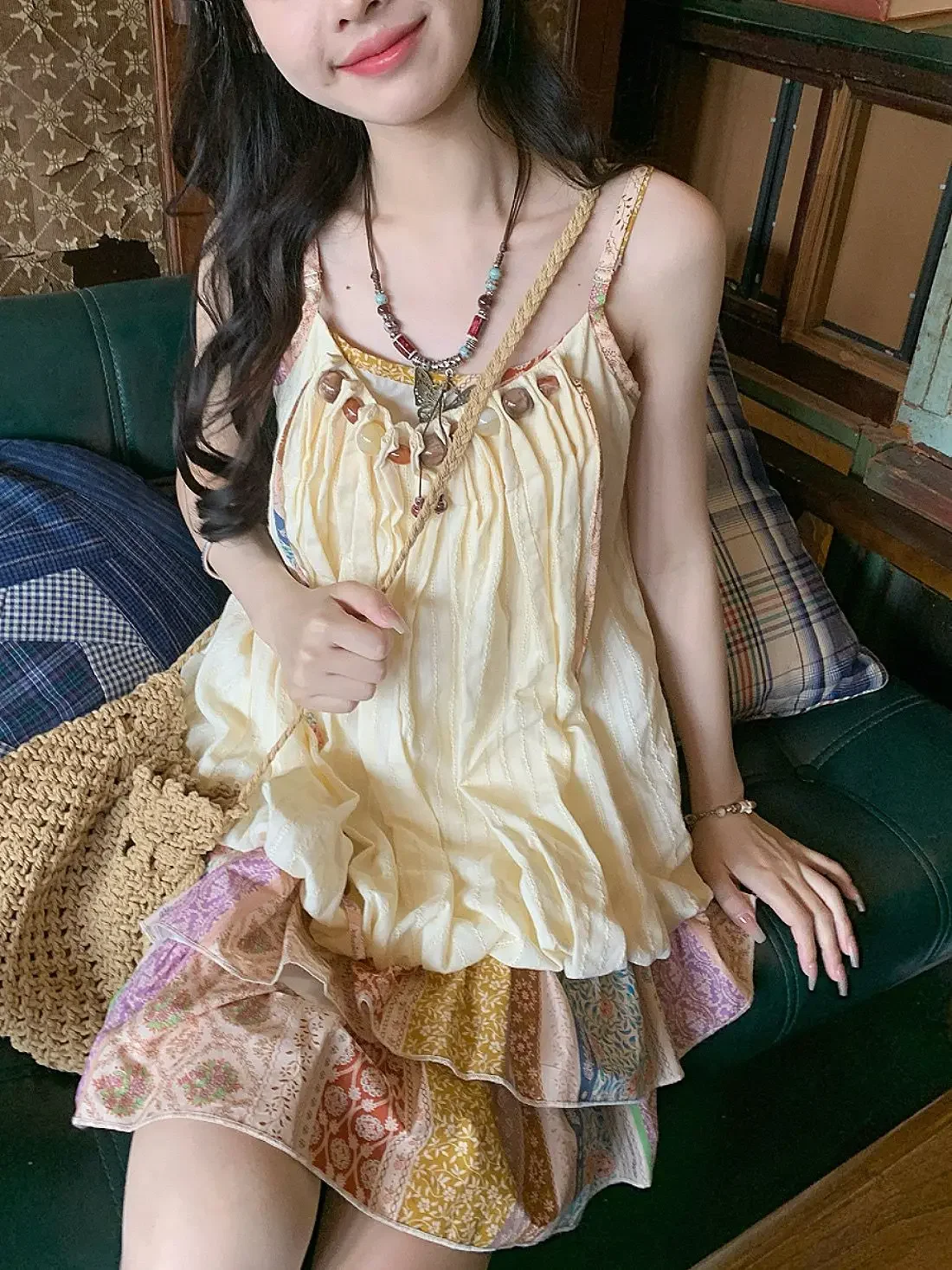 Sweet Style 2 Pieces Sets Floral Splicing Pleated Suspender Loose Bud Fake Two piece Dress Women Hollow Sunscreen Cardigan
Sweet Style 2 Pieces Sets Floral Splicing Pleated Suspender Loose Bud Fake Two piece Dress Women Hollow Sunscreen Cardigan