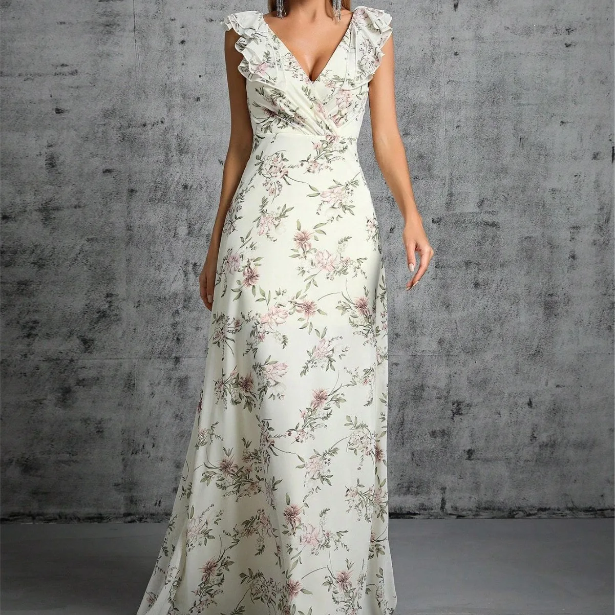 New Style Evening Dress with Ruffled Shoulder Sleeves, Chest Pleats, Back Straps, Bow Tie, Long Skirt for Summer Women Elegant
New Style Evening Dress with Ruffled Shoulder Sleeves, Chest Pleats, Back Straps, Bow Tie, Long Skirt for Summer Women Elegant