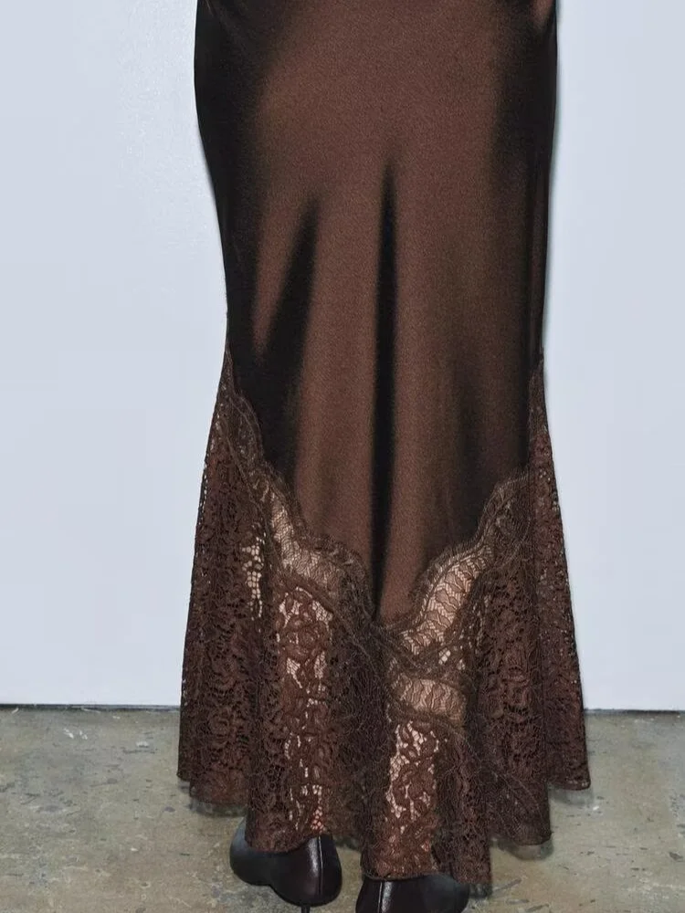 Fashion Lace Patchwork Satin Skirt Women Chic Elegant Solid Waist Cinched Mid-length Bottom Lady 2025 Vacation Party Skirts New
Fashion Lace Patchwork Satin Skirt Women Chic Elegant Solid Waist Cinched Mid-length Bottom Lady 2025 Vacation Party Skirts New